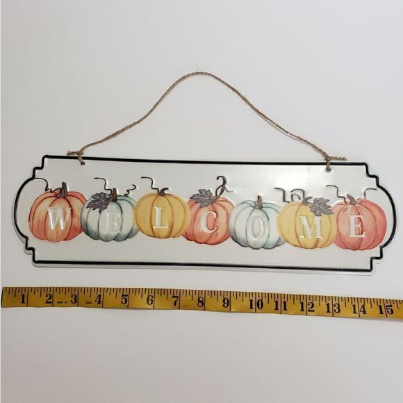 Lot of Autumn Decor - Picture 3 of 8